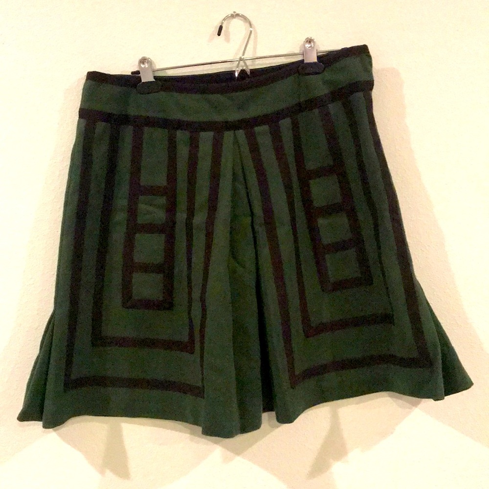 Anthropologie skirt sz 10